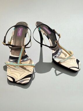 EMILIO PUCCI Jewel Rhinestone Sandals
Size 41